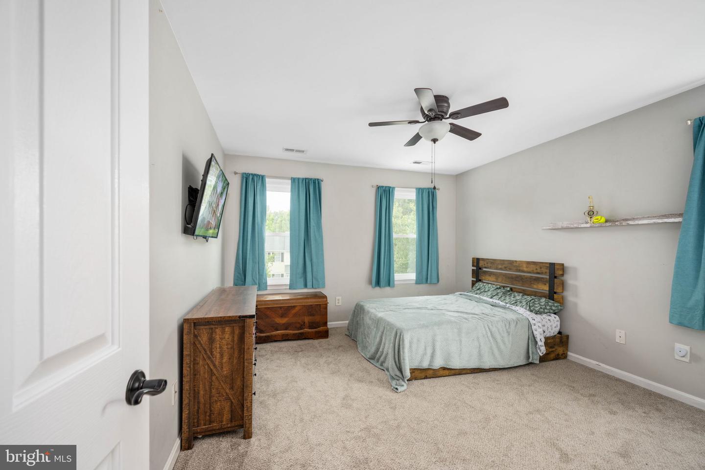 5930 W COPPER MOUNTAIN DR, SPOTSYLVANIA, Virginia 22553, 4 Bedrooms Bedrooms, ,2 BathroomsBathrooms,Residential,For sale,5930 W COPPER MOUNTAIN DR,VASP2034008 MLS # VASP2034008