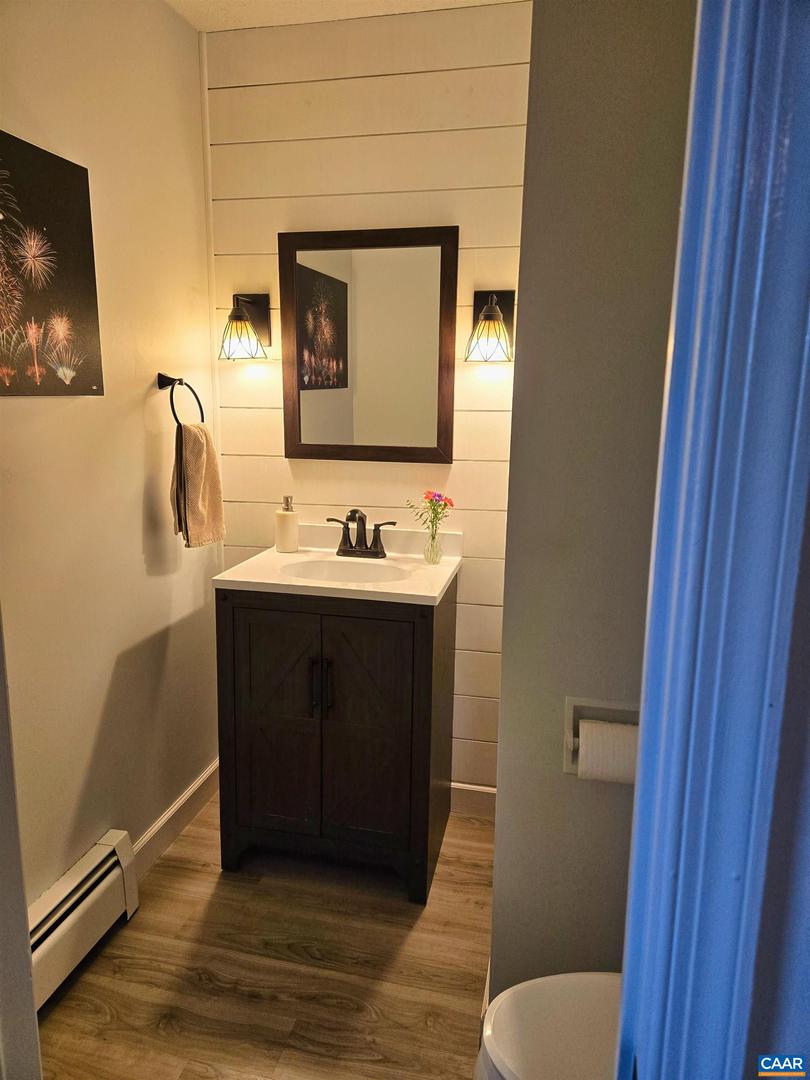 1222 PINEHURST RD, STAUNTON, Virginia 24401, 3 Bedrooms Bedrooms, ,2 BathroomsBathrooms,Residential,For sale,1222 PINEHURST RD,665420 MLS # 665420