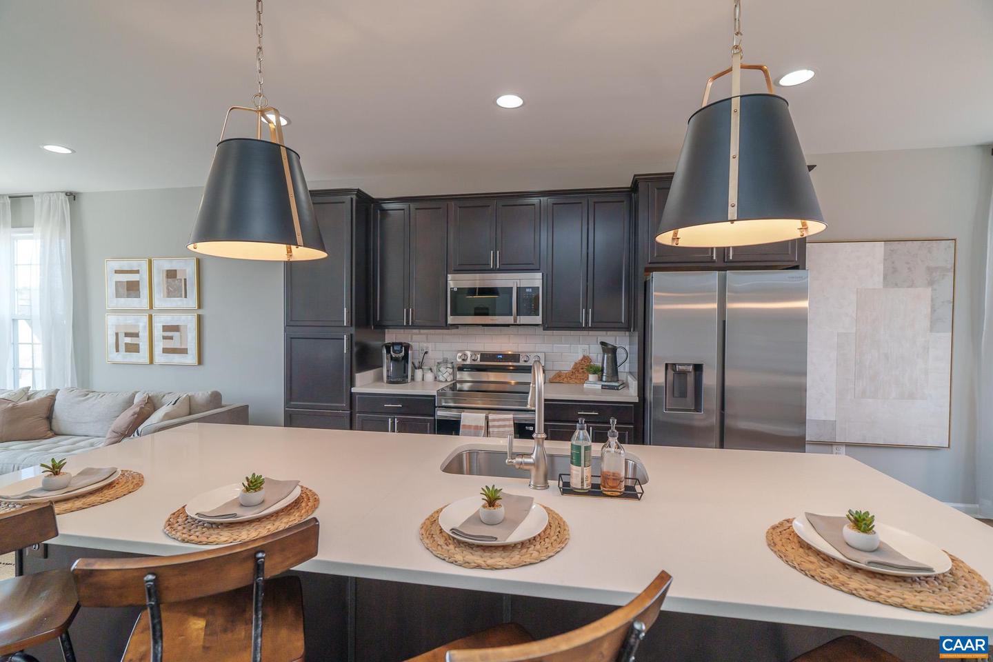 421 WILLOWSHIRE CT, WAYNESBORO, Virginia 22980, 4 Bedrooms Bedrooms, ,3 BathroomsBathrooms,Residential,For sale,421 WILLOWSHIRE CT,665808 MLS # 665808