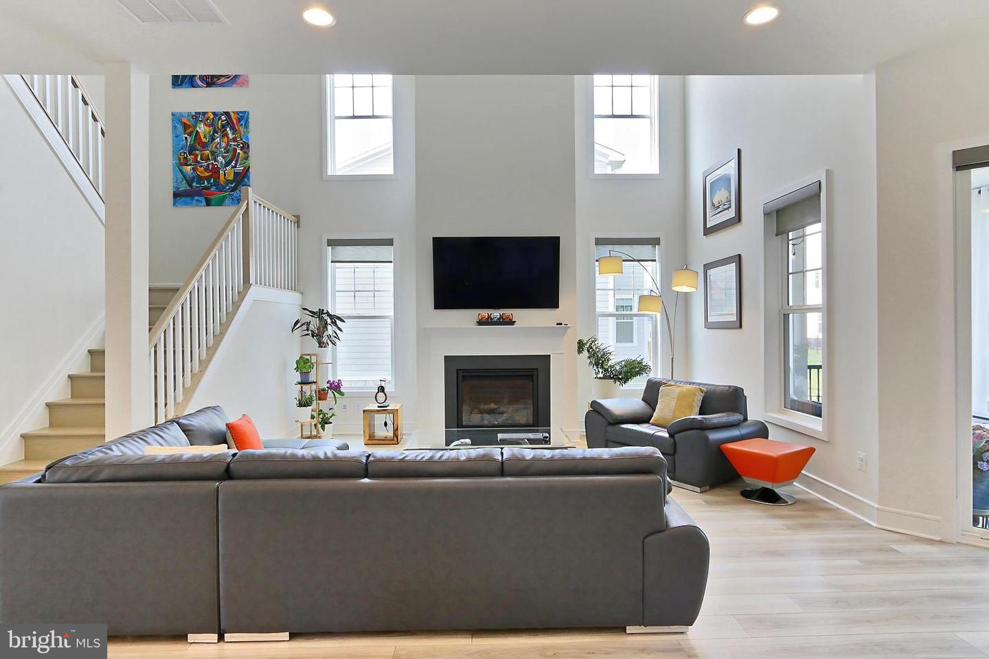 226 STOIC ST SE, LEESBURG, Virginia 20175, 5 Bedrooms Bedrooms, ,4 BathroomsBathrooms,Residential,For sale,226 STOIC ST SE,VALO2094162 MLS # VALO2094162