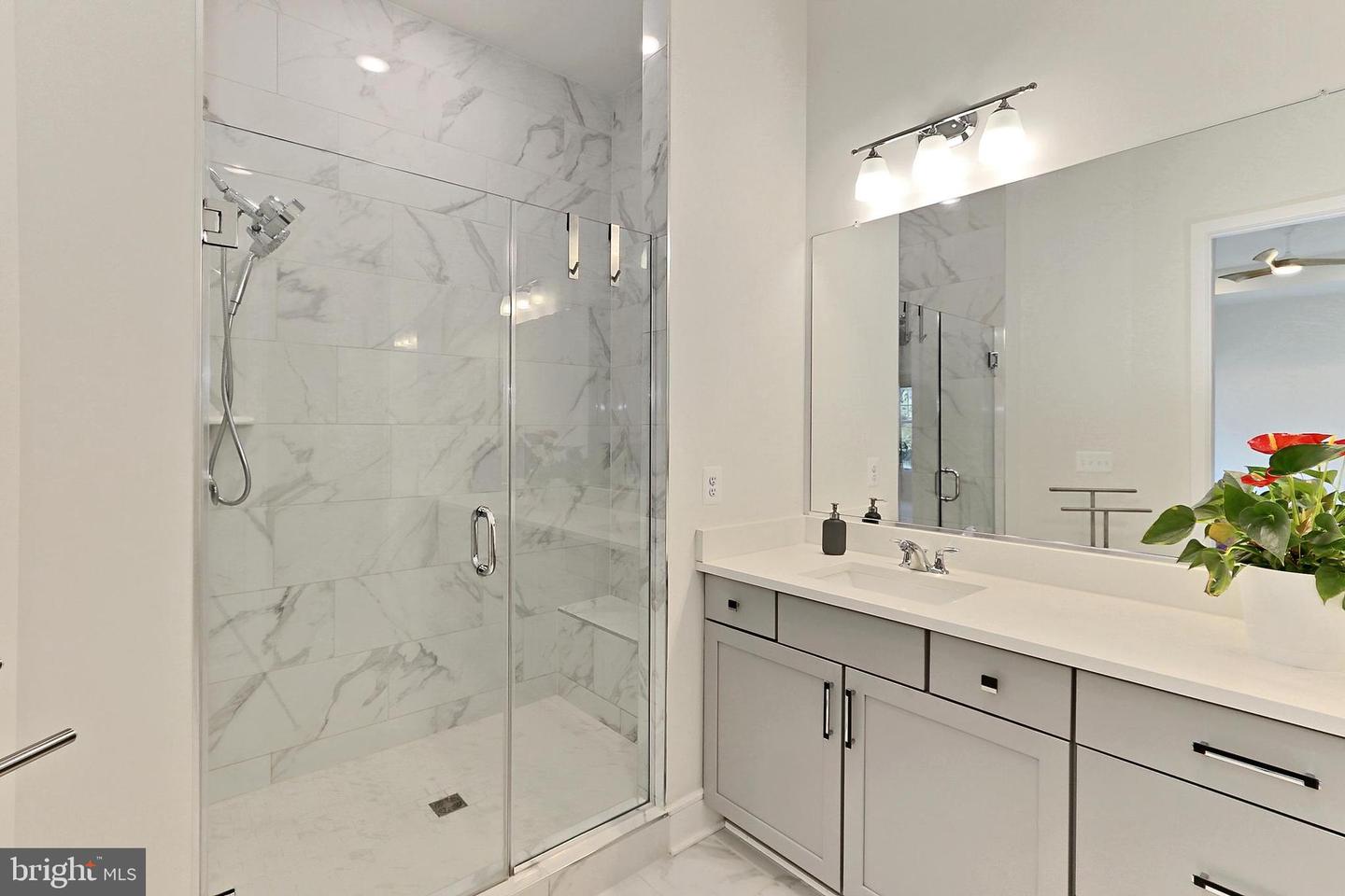 226 STOIC ST SE, LEESBURG, Virginia 20175, 5 Bedrooms Bedrooms, ,4 BathroomsBathrooms,Residential,For sale,226 STOIC ST SE,VALO2094162 MLS # VALO2094162