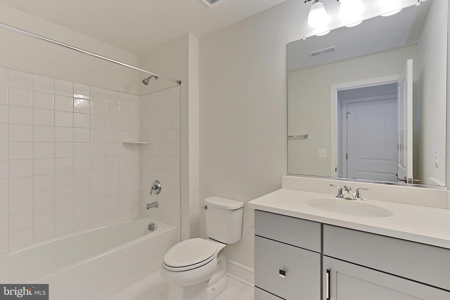 226 STOIC ST SE, LEESBURG, Virginia 20175, 5 Bedrooms Bedrooms, ,4 BathroomsBathrooms,Residential,For sale,226 STOIC ST SE,VALO2094162 MLS # VALO2094162