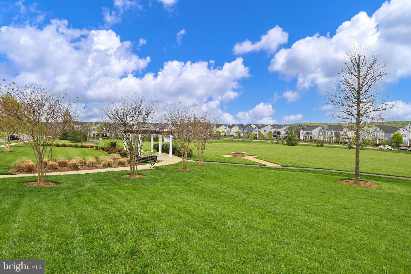 226 STOIC ST SE, LEESBURG, Virginia 20175, 5 Bedrooms Bedrooms, ,4 BathroomsBathrooms,Residential,For sale,226 STOIC ST SE,VALO2094162 MLS # VALO2094162
