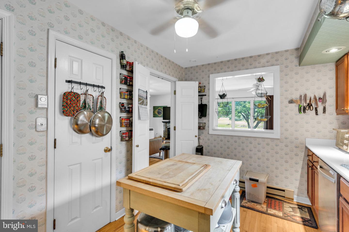 2072 SENSENY RD, BERRYVILLE, Virginia 22611, 4 Bedrooms Bedrooms, 12 Rooms Rooms,3 BathroomsBathrooms,Residential,For sale,2072 SENSENY RD,VACL2003780 MLS # VACL2003780