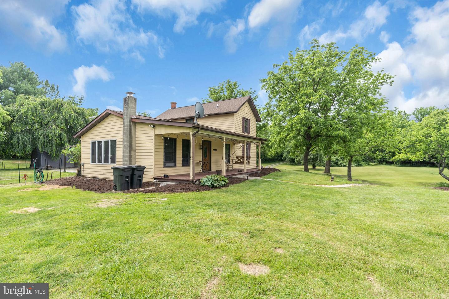 2072 SENSENY RD, BERRYVILLE, Virginia 22611, 4 Bedrooms Bedrooms, 12 Rooms Rooms,3 BathroomsBathrooms,Residential,For sale,2072 SENSENY RD,VACL2003780 MLS # VACL2003780