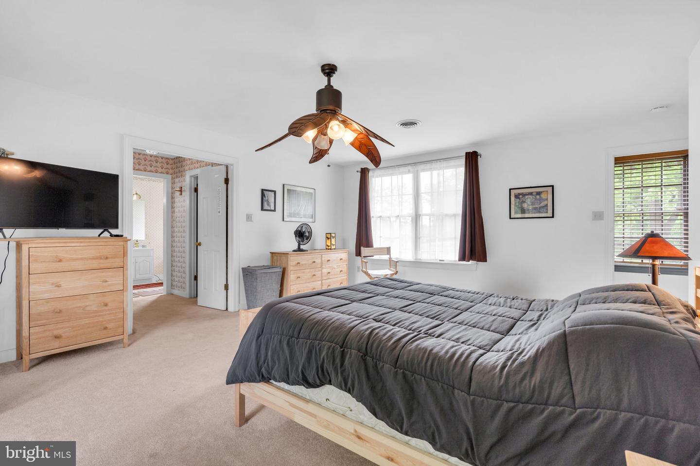 2072 SENSENY RD, BERRYVILLE, Virginia 22611, 4 Bedrooms Bedrooms, 12 Rooms Rooms,3 BathroomsBathrooms,Residential,For sale,2072 SENSENY RD,VACL2003780 MLS # VACL2003780