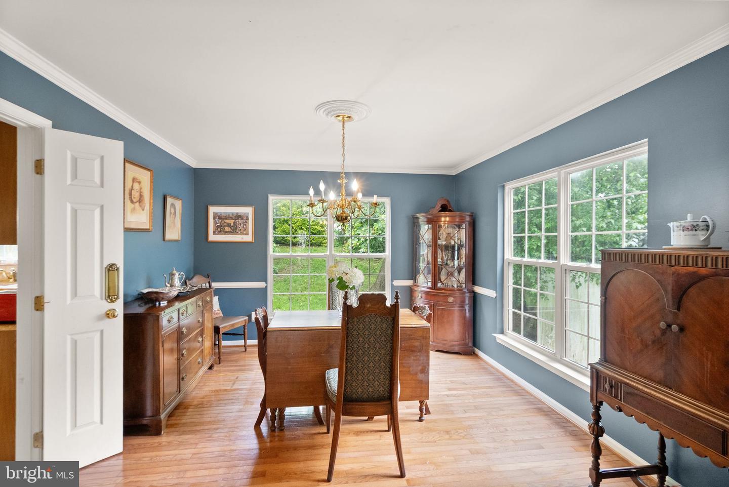316 OAKCREST MANOR DR NE, LEESBURG, Virginia 20176, 6 Bedrooms Bedrooms, ,3 BathroomsBathrooms,Residential,For sale,316 OAKCREST MANOR DR NE,VALO2097892 MLS # VALO2097892