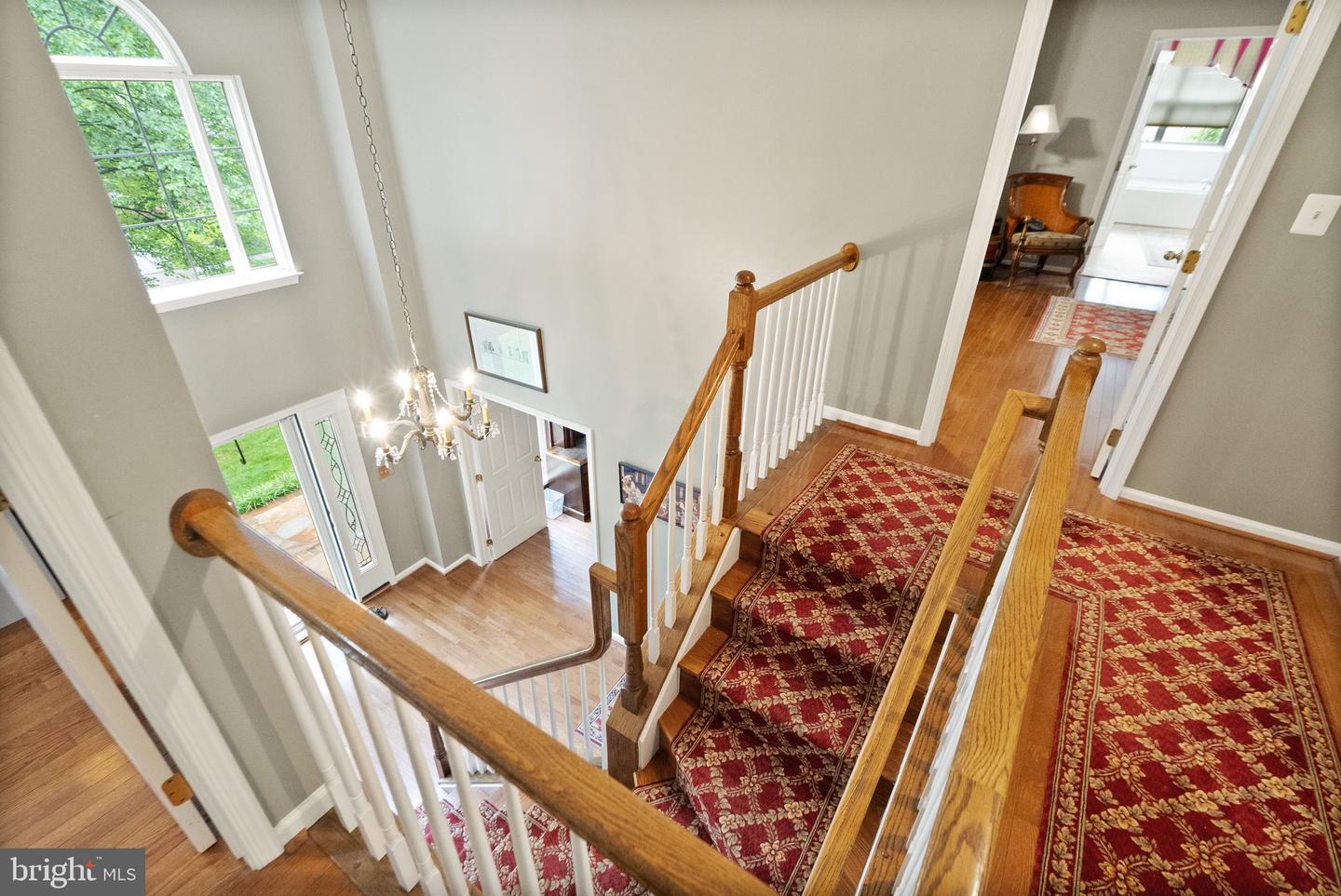 316 OAKCREST MANOR DR NE, LEESBURG, Virginia 20176, 6 Bedrooms Bedrooms, ,3 BathroomsBathrooms,Residential,For sale,316 OAKCREST MANOR DR NE,VALO2097892 MLS # VALO2097892