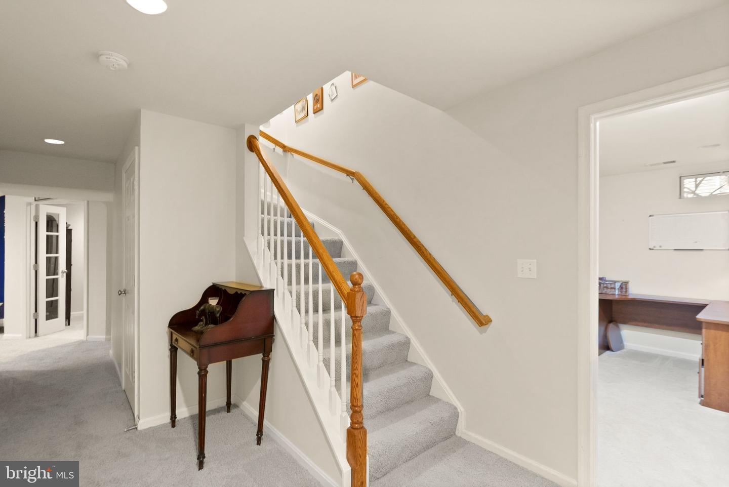 316 OAKCREST MANOR DR NE, LEESBURG, Virginia 20176, 6 Bedrooms Bedrooms, ,3 BathroomsBathrooms,Residential,For sale,316 OAKCREST MANOR DR NE,VALO2097892 MLS # VALO2097892