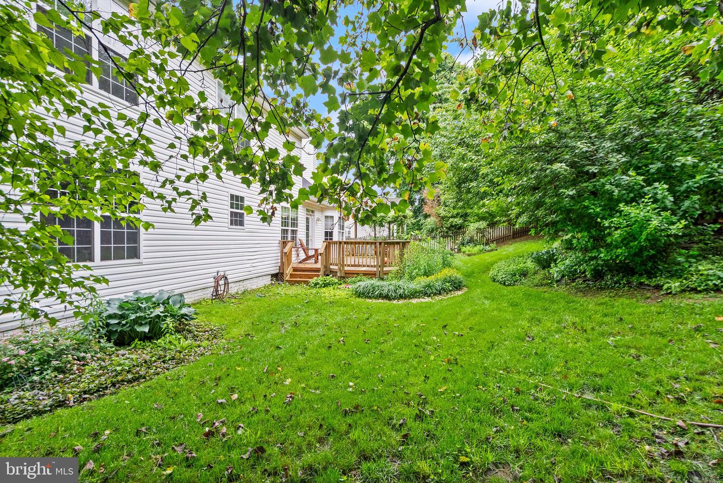 316 OAKCREST MANOR DR NE, LEESBURG, Virginia 20176, 6 Bedrooms Bedrooms, ,3 BathroomsBathrooms,Residential,For sale,316 OAKCREST MANOR DR NE,VALO2097892 MLS # VALO2097892