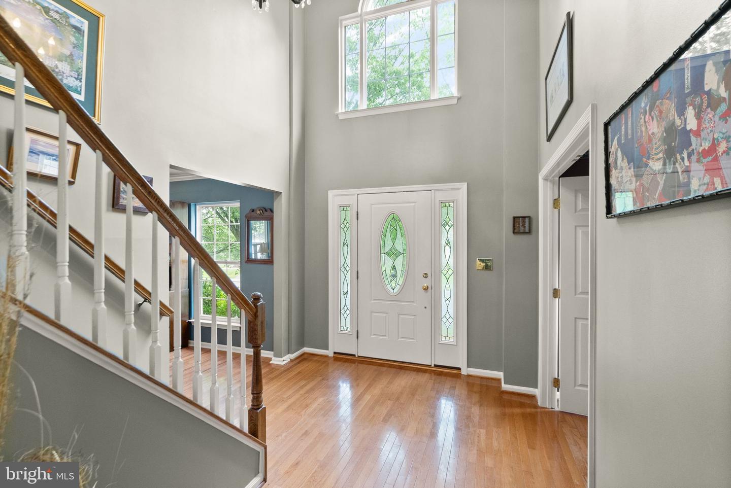 316 OAKCREST MANOR DR NE, LEESBURG, Virginia 20176, 6 Bedrooms Bedrooms, ,3 BathroomsBathrooms,Residential,For sale,316 OAKCREST MANOR DR NE,VALO2097892 MLS # VALO2097892