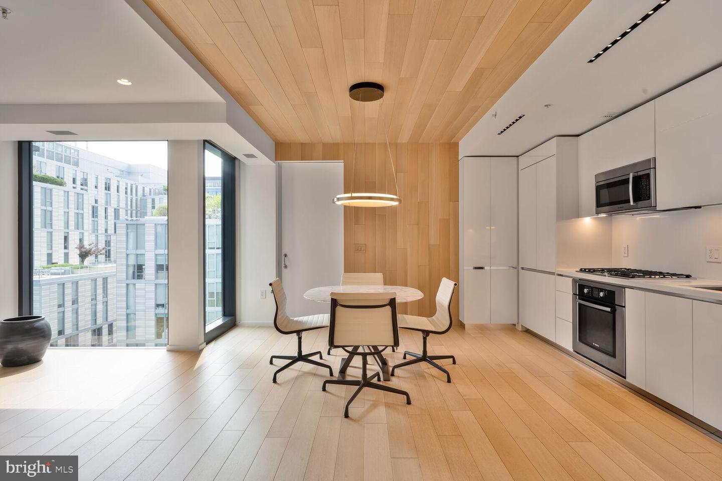 920 I ST NW #704, WASHINGTON, District Of Columbia 20001, 1 Bedroom Bedrooms, ,1 BathroomBathrooms,Residential,For sale,920 I ST NW #704,DCDC2203020 MLS # DCDC2203020
