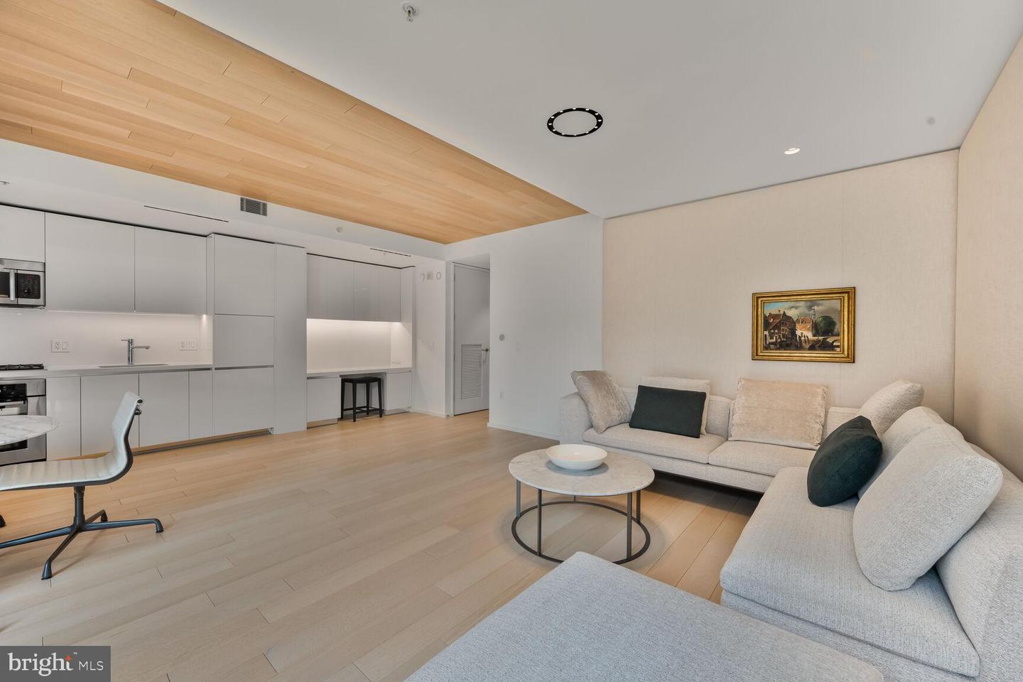 920 I ST NW #704, WASHINGTON, District Of Columbia 20001, 1 Bedroom Bedrooms, ,1 BathroomBathrooms,Residential,For sale,920 I ST NW #704,DCDC2203020 MLS # DCDC2203020
