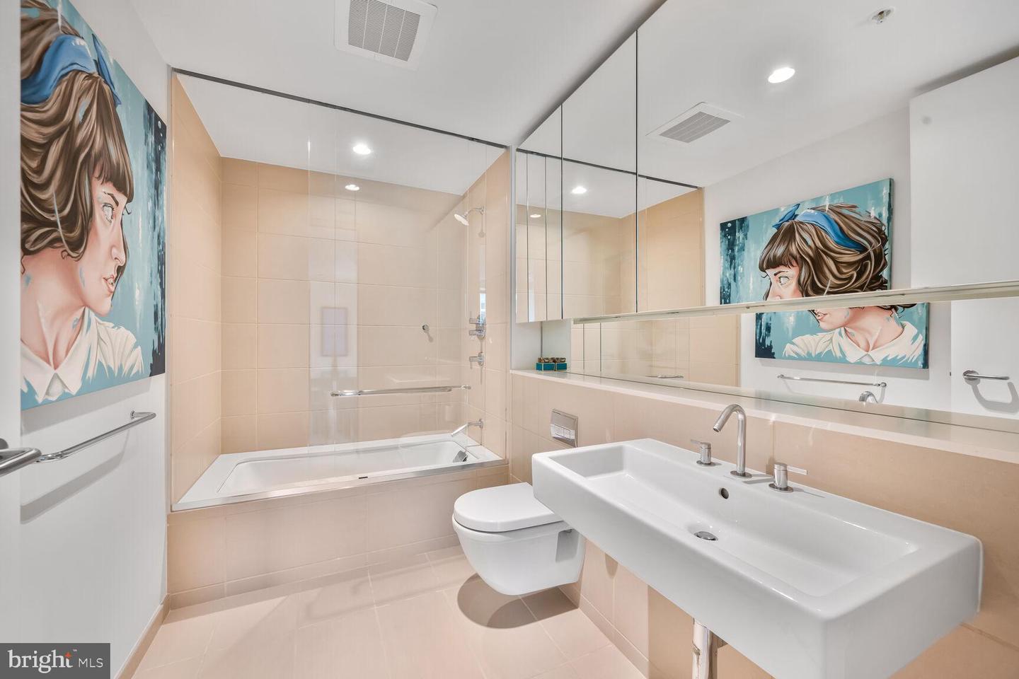 920 I ST NW #704, WASHINGTON, District Of Columbia 20001, 1 Bedroom Bedrooms, ,1 BathroomBathrooms,Residential,For sale,920 I ST NW #704,DCDC2203020 MLS # DCDC2203020