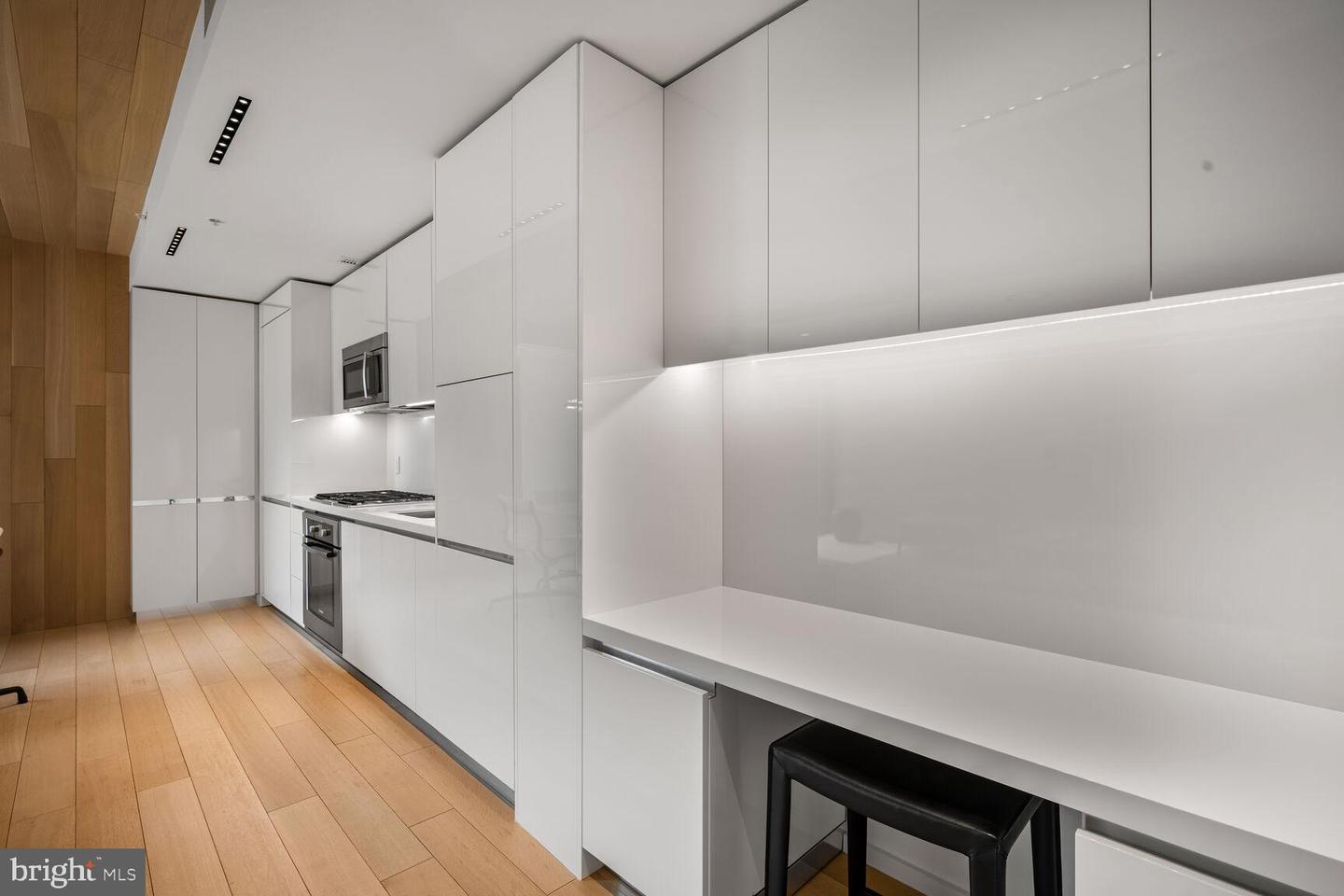 920 I ST NW #704, WASHINGTON, District Of Columbia 20001, 1 Bedroom Bedrooms, ,1 BathroomBathrooms,Residential,For sale,920 I ST NW #704,DCDC2203020 MLS # DCDC2203020