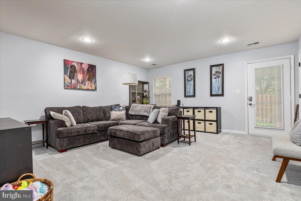 21056 TYLER TOO TER, ASHBURN, Virginia 20147, 3 Bedrooms Bedrooms, ,2 BathroomsBathrooms,Residential,For sale,21056 TYLER TOO TER,VALO2098396 MLS # VALO2098396