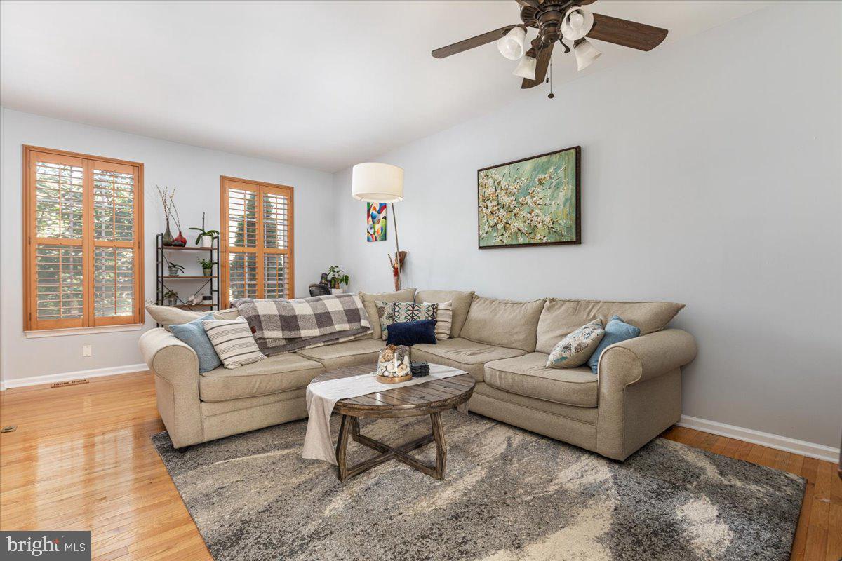 21056 TYLER TOO TER, ASHBURN, Virginia 20147, 3 Bedrooms Bedrooms, ,2 BathroomsBathrooms,Residential,For sale,21056 TYLER TOO TER,VALO2098396 MLS # VALO2098396