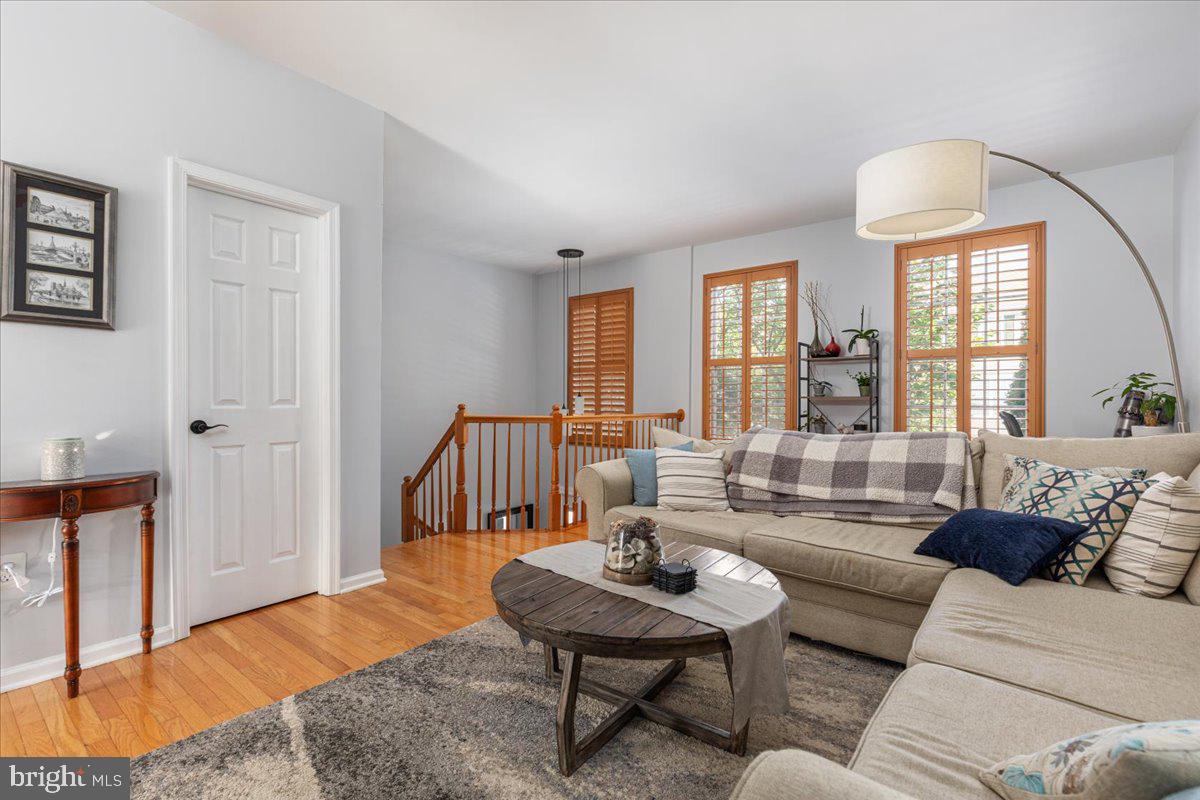 21056 TYLER TOO TER, ASHBURN, Virginia 20147, 3 Bedrooms Bedrooms, ,2 BathroomsBathrooms,Residential,For sale,21056 TYLER TOO TER,VALO2098396 MLS # VALO2098396