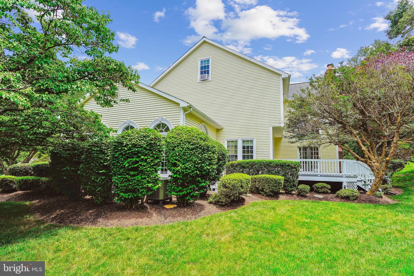 9711 BROOKSTONE LN, VIENNA, Virginia 22182, 5 Bedrooms Bedrooms, ,5 BathroomsBathrooms,Residential,For sale,9711 BROOKSTONE LN,VAFX2246520 MLS # VAFX2246520