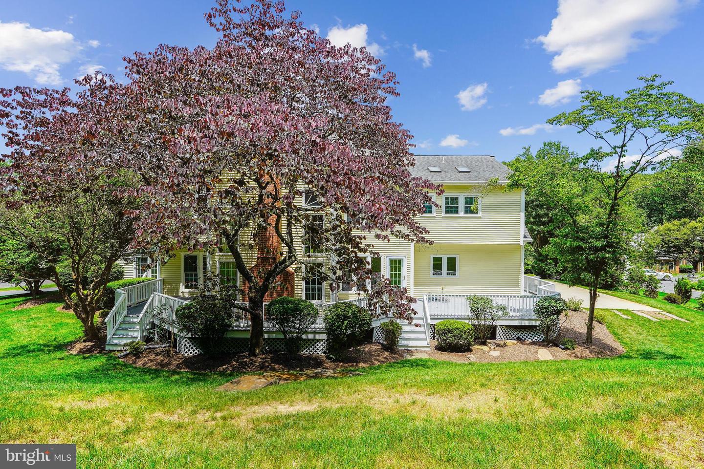 9711 BROOKSTONE LN, VIENNA, Virginia 22182, 5 Bedrooms Bedrooms, ,5 BathroomsBathrooms,Residential,For sale,9711 BROOKSTONE LN,VAFX2246520 MLS # VAFX2246520