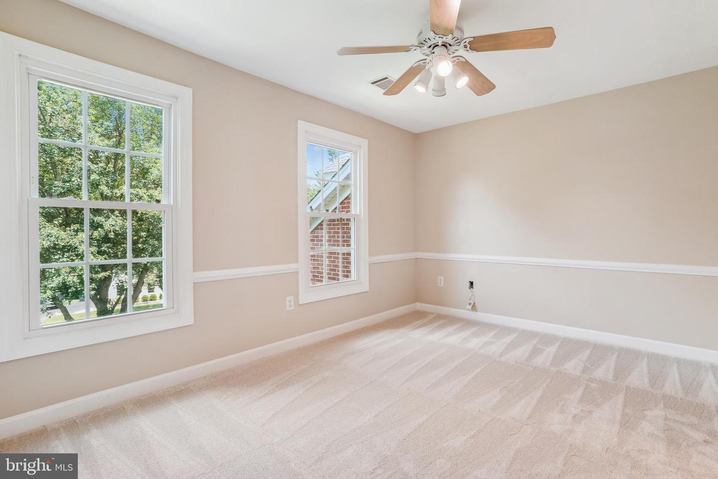 9711 BROOKSTONE LN, VIENNA, Virginia 22182, 5 Bedrooms Bedrooms, ,5 BathroomsBathrooms,Residential,For sale,9711 BROOKSTONE LN,VAFX2246520 MLS # VAFX2246520