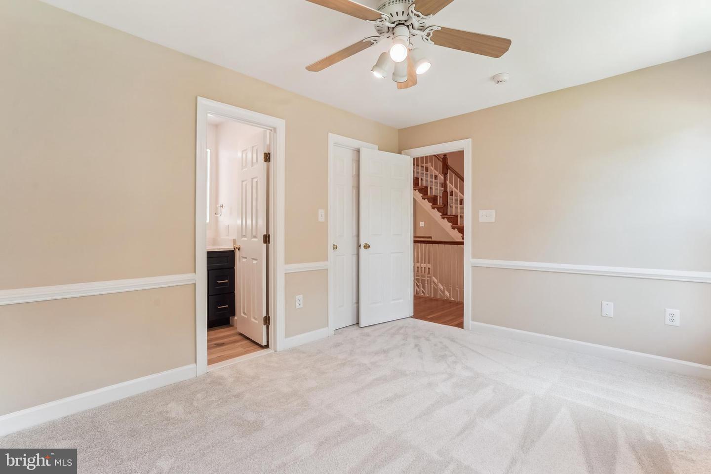 9711 BROOKSTONE LN, VIENNA, Virginia 22182, 5 Bedrooms Bedrooms, ,5 BathroomsBathrooms,Residential,For sale,9711 BROOKSTONE LN,VAFX2246520 MLS # VAFX2246520