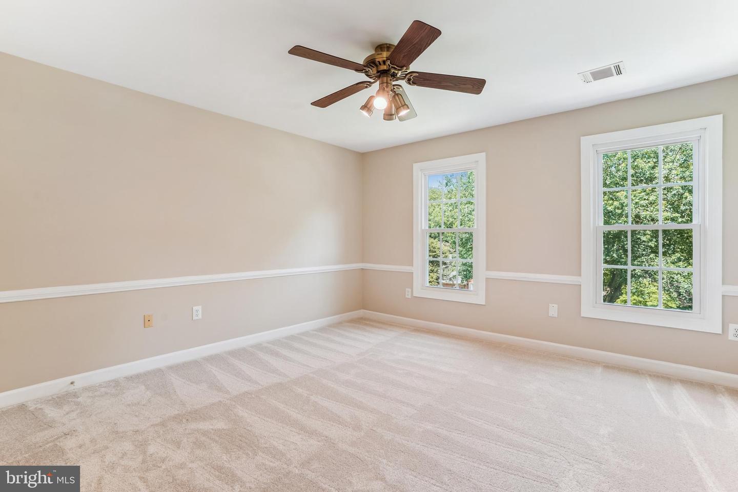 9711 BROOKSTONE LN, VIENNA, Virginia 22182, 5 Bedrooms Bedrooms, ,5 BathroomsBathrooms,Residential,For sale,9711 BROOKSTONE LN,VAFX2246520 MLS # VAFX2246520