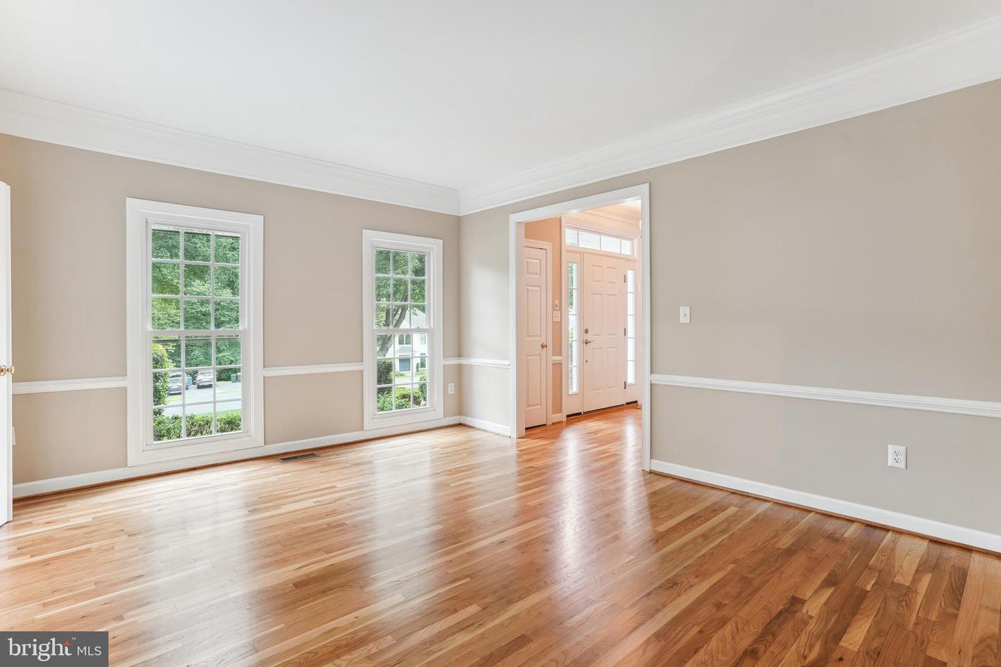 9711 BROOKSTONE LN, VIENNA, Virginia 22182, 5 Bedrooms Bedrooms, ,5 BathroomsBathrooms,Residential,For sale,9711 BROOKSTONE LN,VAFX2246520 MLS # VAFX2246520