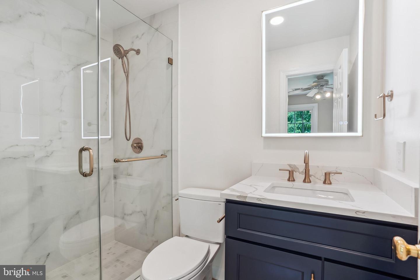 9711 BROOKSTONE LN, VIENNA, Virginia 22182, 5 Bedrooms Bedrooms, ,5 BathroomsBathrooms,Residential,For sale,9711 BROOKSTONE LN,VAFX2246520 MLS # VAFX2246520