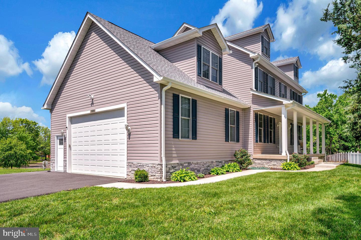 1688 COURTHOUSE RD, STAFFORD, Virginia 22554, 4 Bedrooms Bedrooms, ,3 BathroomsBathrooms,Residential,For sale,1688 COURTHOUSE RD,VAST2039678 MLS # VAST2039678