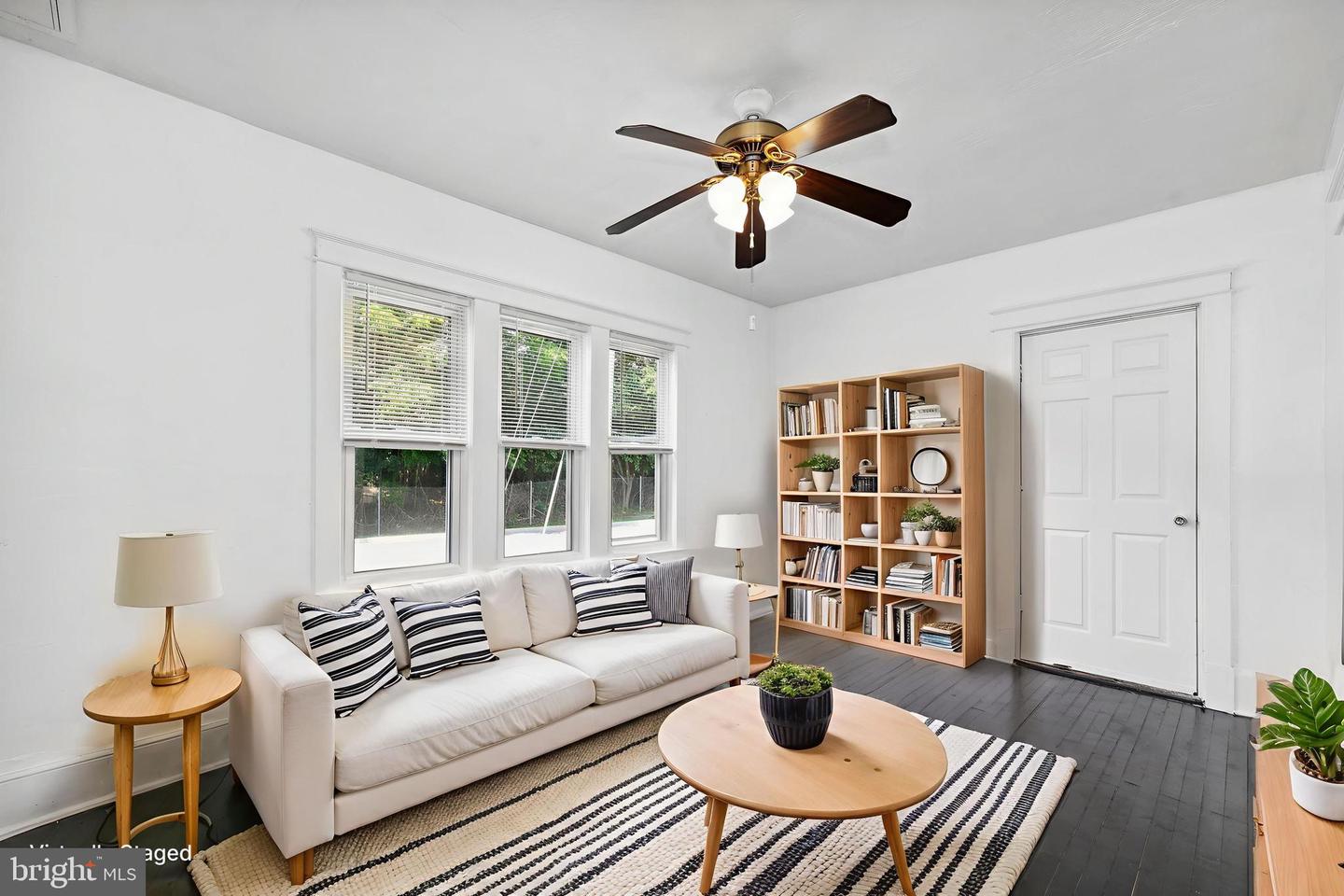 426 SUMMIT ST, FREDERICKSBURG, Virginia 22401, 3 Bedrooms Bedrooms, ,2 BathroomsBathrooms,Residential,For sale,426 SUMMIT ST,VAFB2008434 MLS # VAFB2008434