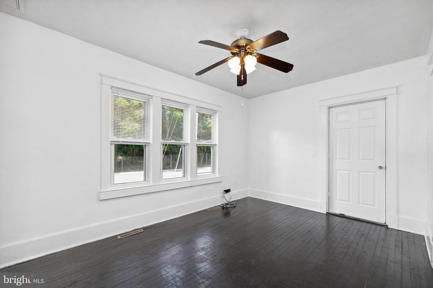 426 SUMMIT ST, FREDERICKSBURG, Virginia 22401, 3 Bedrooms Bedrooms, ,2 BathroomsBathrooms,Residential,For sale,426 SUMMIT ST,VAFB2008434 MLS # VAFB2008434