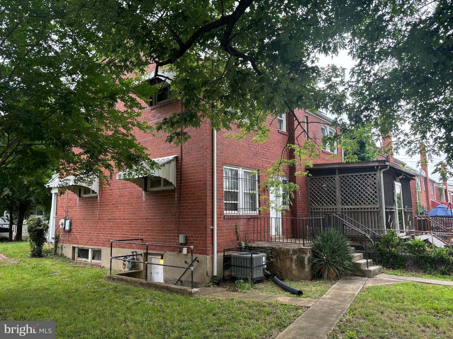 186 FORRESTER ST SW, WASHINGTON, District Of Columbia 20032, 3 Bedrooms Bedrooms, ,1 BathroomBathrooms,Residential,For sale,186 FORRESTER ST SW,DCDC2205804 MLS # DCDC2205804