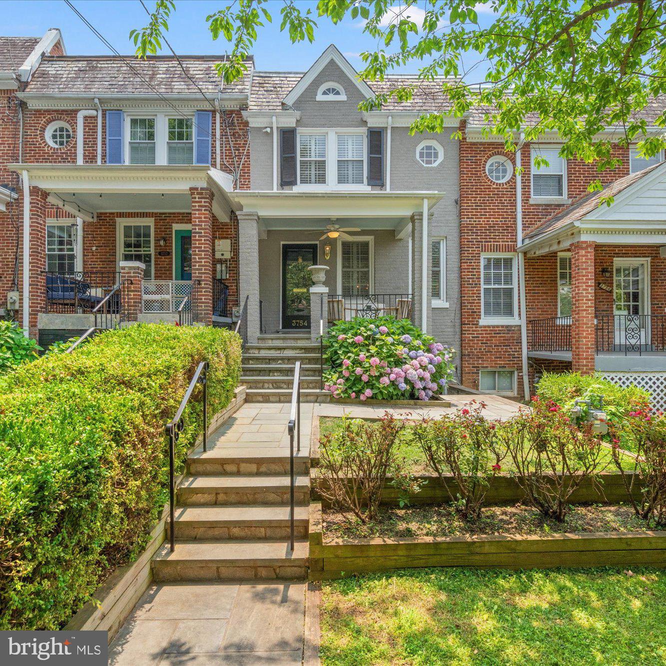 3754 W ST NW, WASHINGTON, District Of Columbia 20007, 3 Bedrooms Bedrooms, ,3 BathroomsBathrooms,Residential,For sale,3754 W ST NW,DCDC2206076 MLS # DCDC2206076