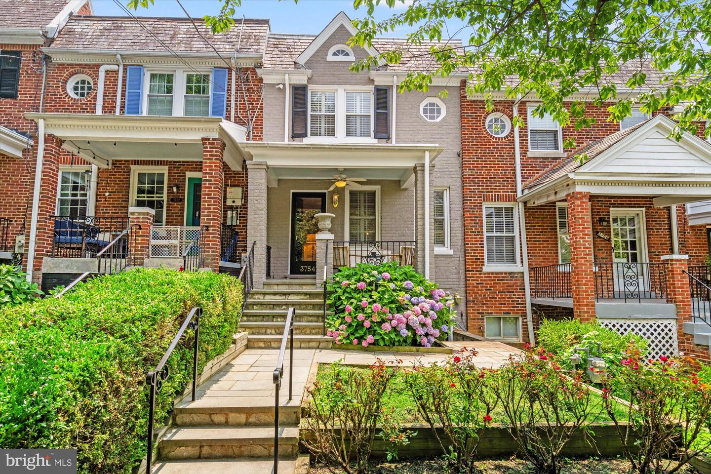 3754 W ST NW, WASHINGTON, District Of Columbia 20007, 3 Bedrooms Bedrooms, ,3 BathroomsBathrooms,Residential,For sale,3754 W ST NW,DCDC2206076 MLS # DCDC2206076
