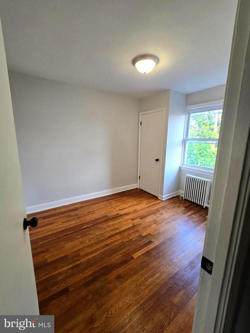 3333 CLAY PL NE, WASHINGTON, District Of Columbia 20019, 2 Bedrooms Bedrooms, ,1 BathroomBathrooms,Residential,For sale,3333 CLAY PL NE,DCDC2206114 MLS # DCDC2206114