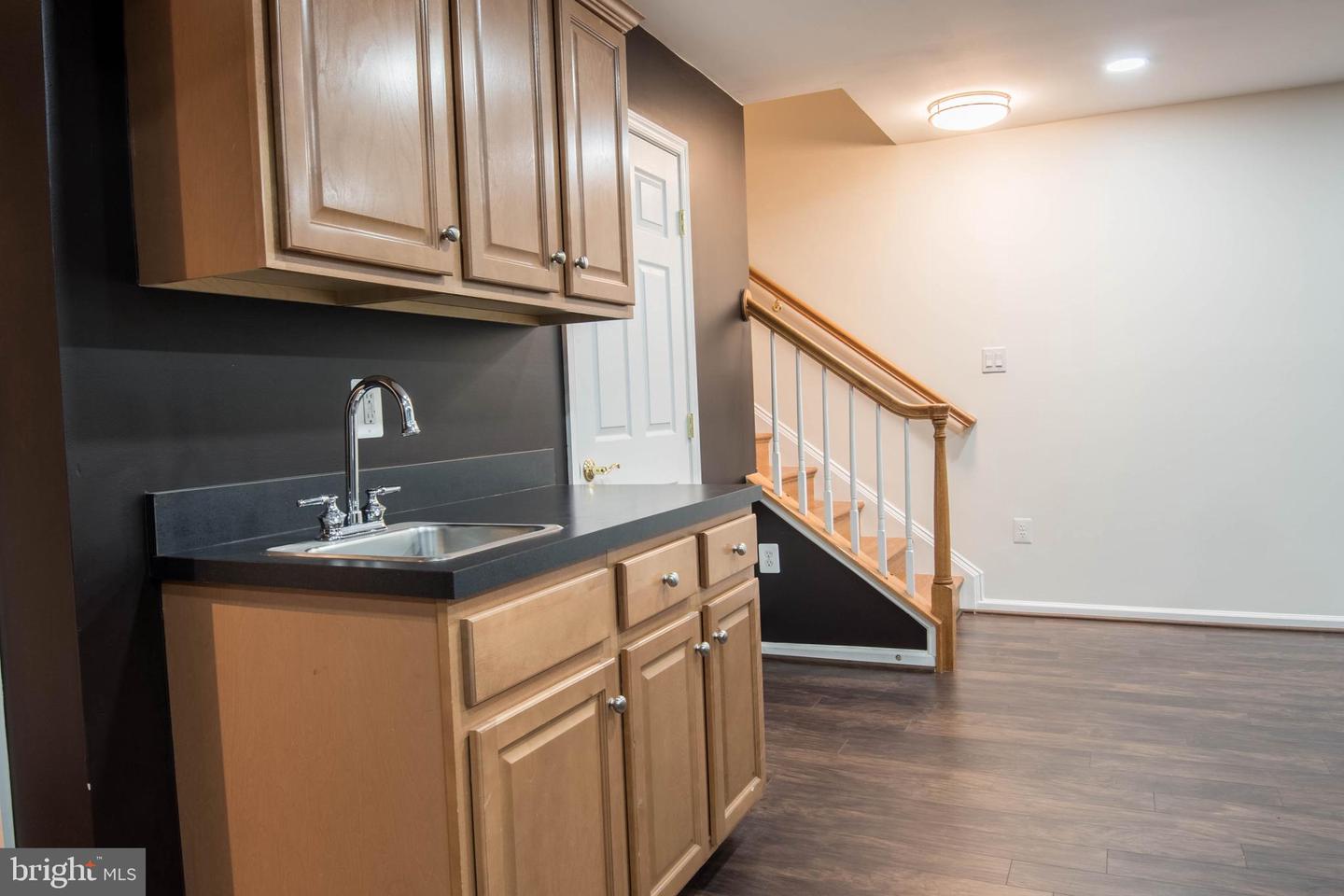 114 HERNDON MILL CIR, HERNDON, Virginia 20170, 3 Bedrooms Bedrooms, ,3 BathroomsBathrooms,Residential,For sale,114 HERNDON MILL CIR,VAFX2248032 MLS # VAFX2248032