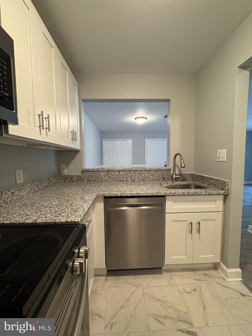 202 GROSVENOR LN #72 ( APT. 3), STAFFORD, Virginia 22556, 2 Bedrooms Bedrooms, ,1 BathroomBathrooms,Residential,For sale,202 GROSVENOR LN #72 ( APT. 3),VAST2039940 MLS # VAST2039940