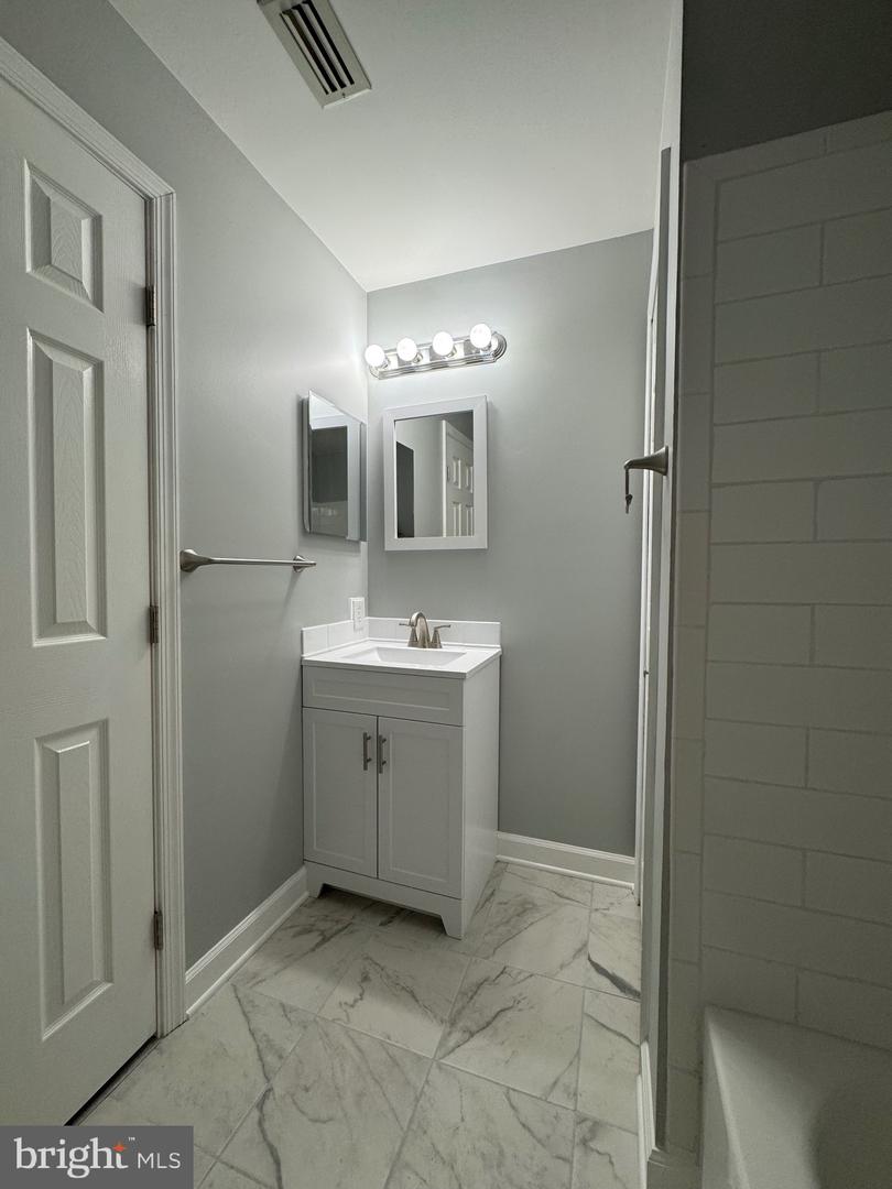 202 GROSVENOR LN #72 ( APT. 3), STAFFORD, Virginia 22556, 2 Bedrooms Bedrooms, ,1 BathroomBathrooms,Residential,For sale,202 GROSVENOR LN #72 ( APT. 3),VAST2039940 MLS # VAST2039940