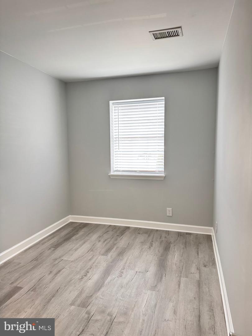 202 GROSVENOR LN #72 ( APT. 3), STAFFORD, Virginia 22556, 2 Bedrooms Bedrooms, ,1 BathroomBathrooms,Residential,For sale,202 GROSVENOR LN #72 ( APT. 3),VAST2039940 MLS # VAST2039940