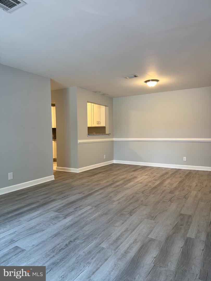 202 GROSVENOR LN #72 ( APT. 3), STAFFORD, Virginia 22556, 2 Bedrooms Bedrooms, ,1 BathroomBathrooms,Residential,For sale,202 GROSVENOR LN #72 ( APT. 3),VAST2039940 MLS # VAST2039940
