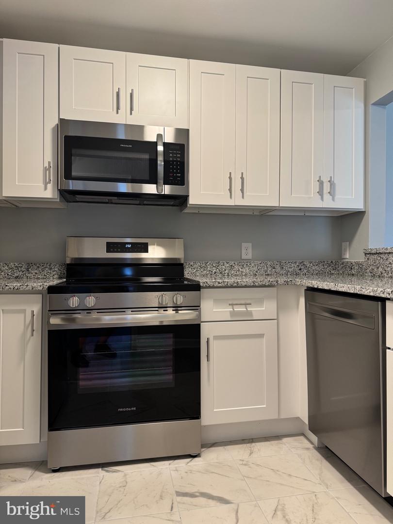 202 GROSVENOR LN #72 ( APT. 3), STAFFORD, Virginia 22556, 2 Bedrooms Bedrooms, ,1 BathroomBathrooms,Residential,For sale,202 GROSVENOR LN #72 ( APT. 3),VAST2039940 MLS # VAST2039940