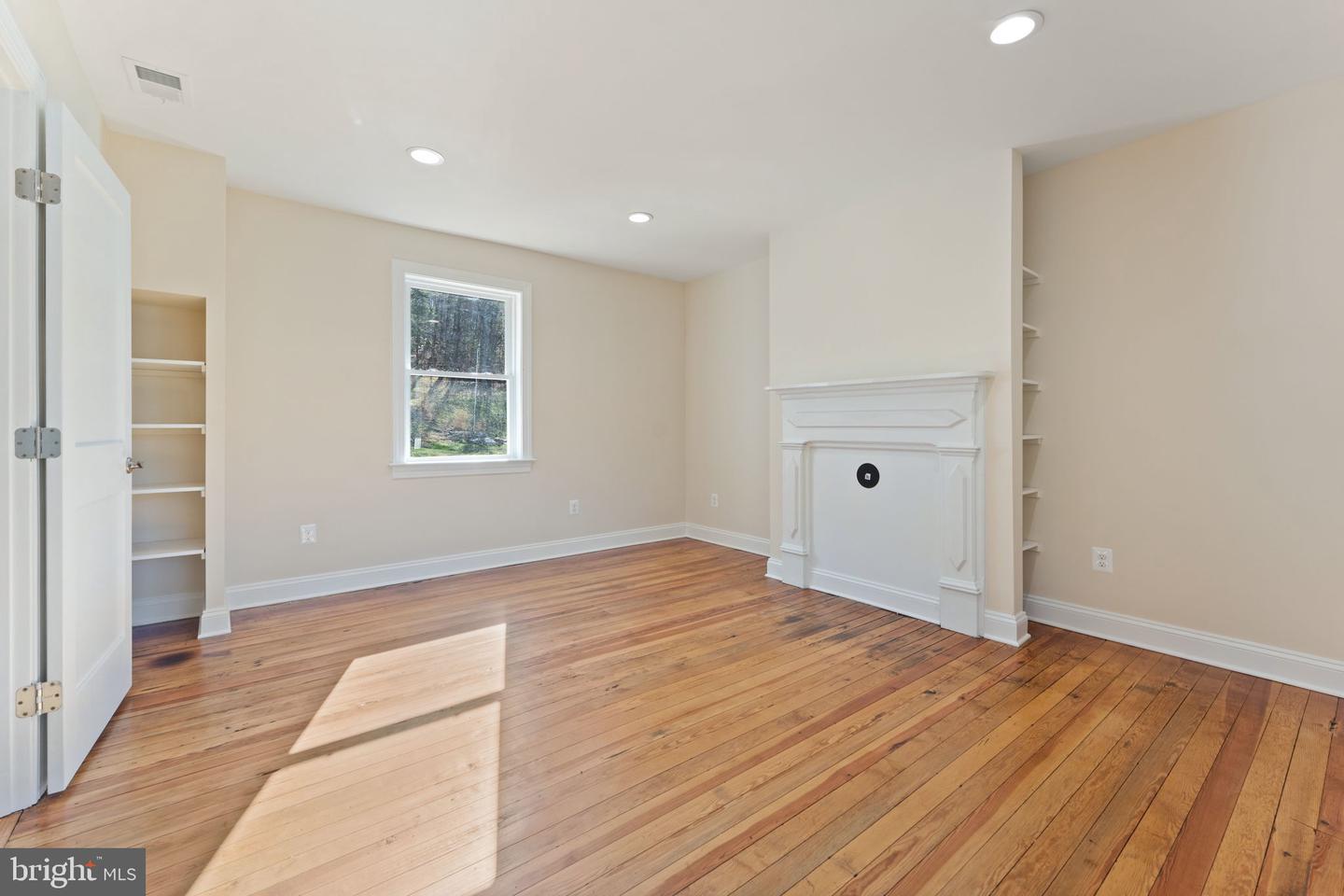 5251 SPERRYVILLE PIKE, BOSTON, Virginia 22713, 3 Bedrooms Bedrooms, ,4 BathroomsBathrooms,Residential,For sale,5251 SPERRYVILLE PIKE,VARP2001428 MLS # VARP2001428
