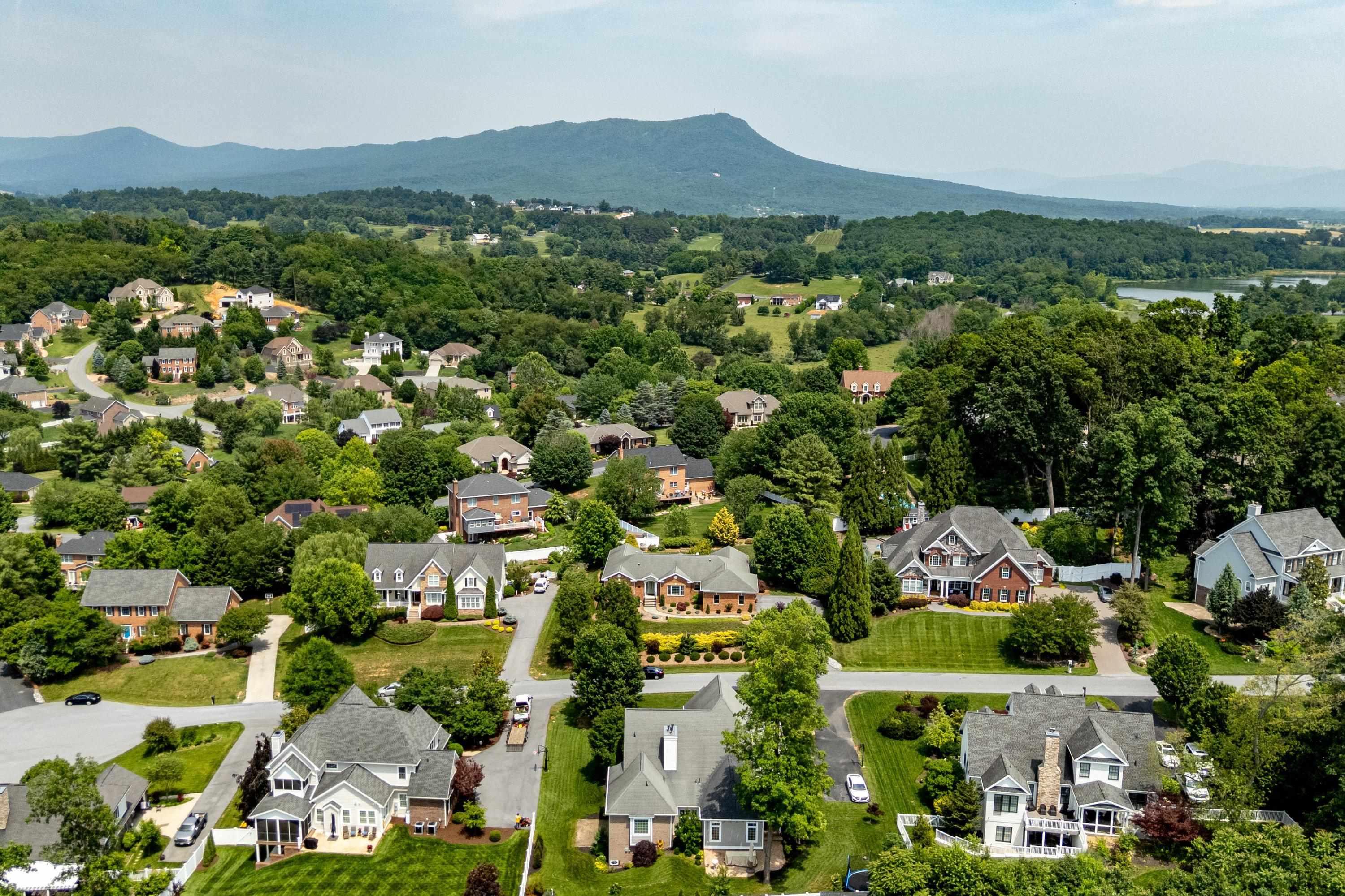 4160 BROWN ROAN LN, ROCKINGHAM, Virginia 22801, 4 Bedrooms Bedrooms, ,3 BathroomsBathrooms,Residential,4160 BROWN ROAN LN,665819 MLS # 665819
