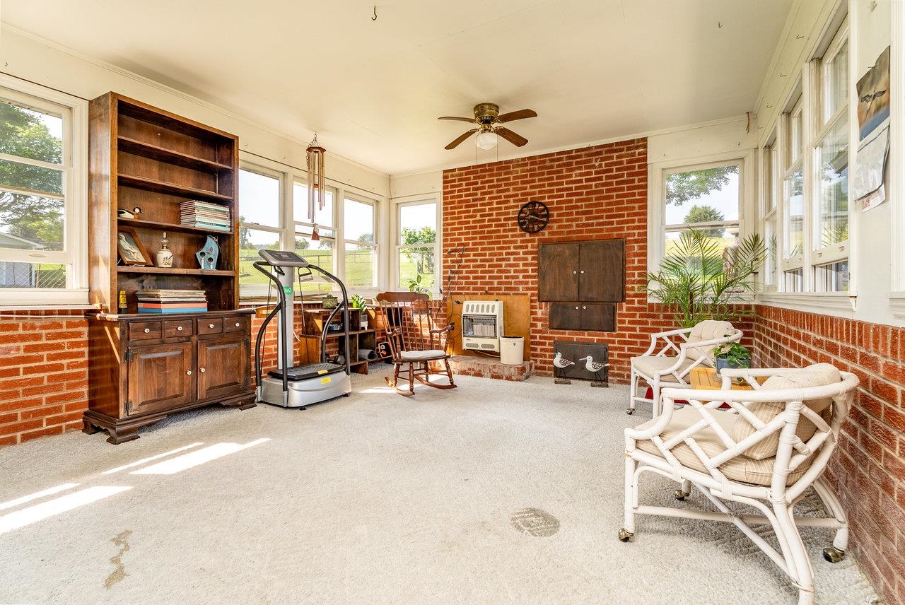 5213 RAWLEY PIKE, ROCKINGHAM, Virginia 22801, 3 Bedrooms Bedrooms, ,1 BathroomBathrooms,Residential,5213 RAWLEY PIKE,665820 MLS # 665820