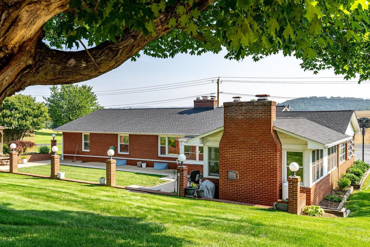 5213 RAWLEY PIKE, ROCKINGHAM, Virginia 22801, 3 Bedrooms Bedrooms, ,1 BathroomBathrooms,Residential,5213 RAWLEY PIKE,665820 MLS # 665820