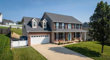 180 JESSICA DR, PENN LAIRD, Virginia 22846, 5 Bedrooms Bedrooms, ,4 BathroomsBathrooms,Residential,180 JESSICA DR,665822 MLS # 665822