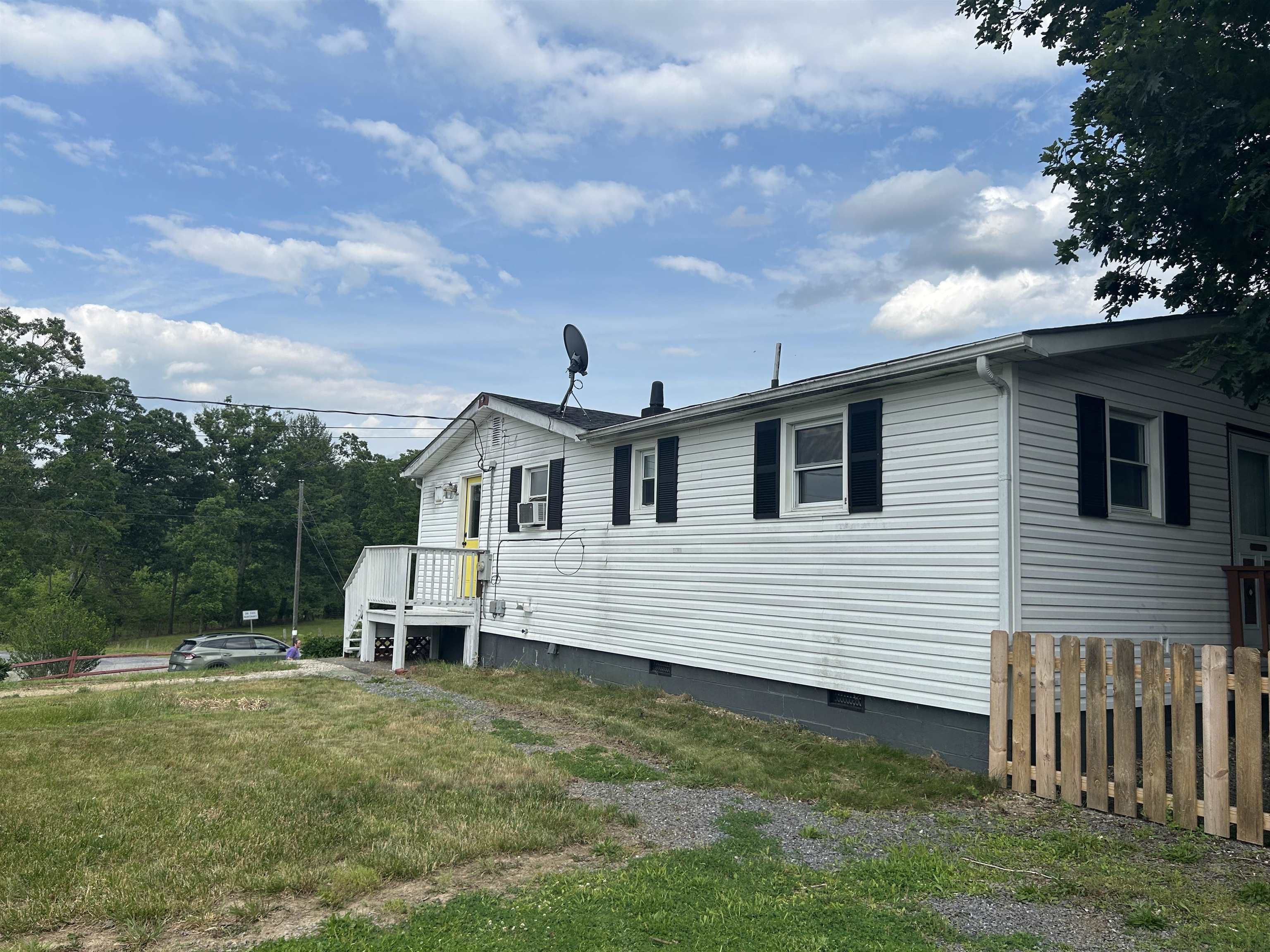 125 MCCUTCHEN SCHOOL LN, GOSHEN, Virginia 24439, 3 Bedrooms Bedrooms, ,1 BathroomBathrooms,Residential,125 MCCUTCHEN SCHOOL LN,665824 MLS # 665824