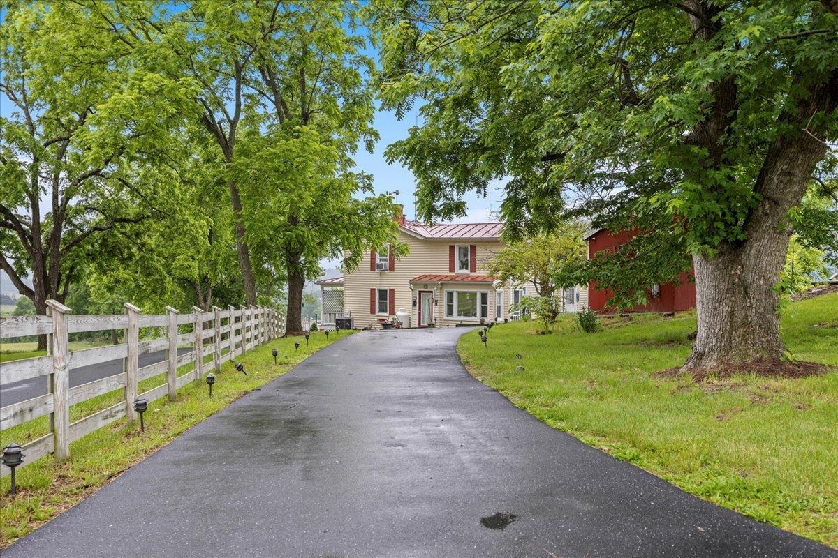 851 TENTH LEGION RD, BROADWAY, Virginia 22815, 2 Bedrooms Bedrooms, ,1 BathroomBathrooms,Residential,851 TENTH LEGION RD,665829 MLS # 665829
