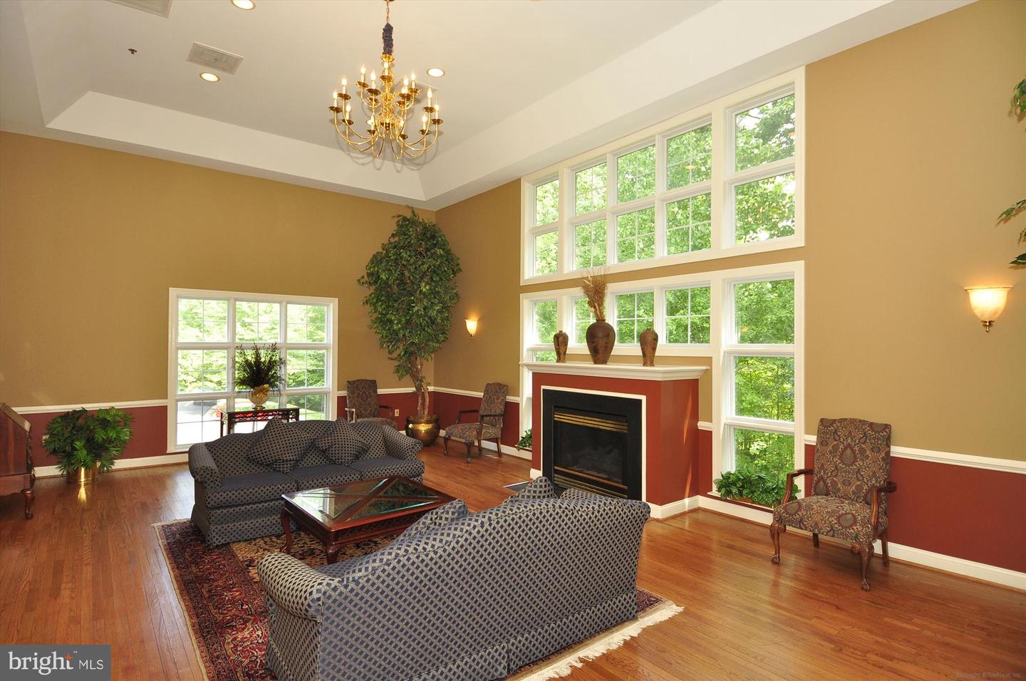 6149 SUMMER PARK LN, ALEXANDRIA, Virginia 22315, 3 Bedrooms Bedrooms, ,3 BathroomsBathrooms,Residential,For sale,6149 SUMMER PARK LN,VAFX2241106 MLS # VAFX2241106